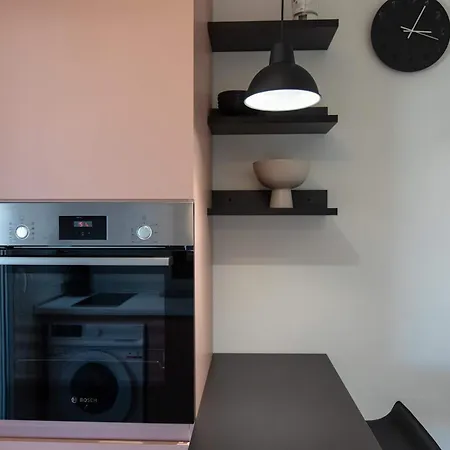 Apartment New Cozy With Balcony Close To Analipsi Metro Thessaloniki